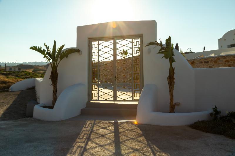 קרטראדוס Desiterra Resort Suites & Villas מראה חיצוני תמונה